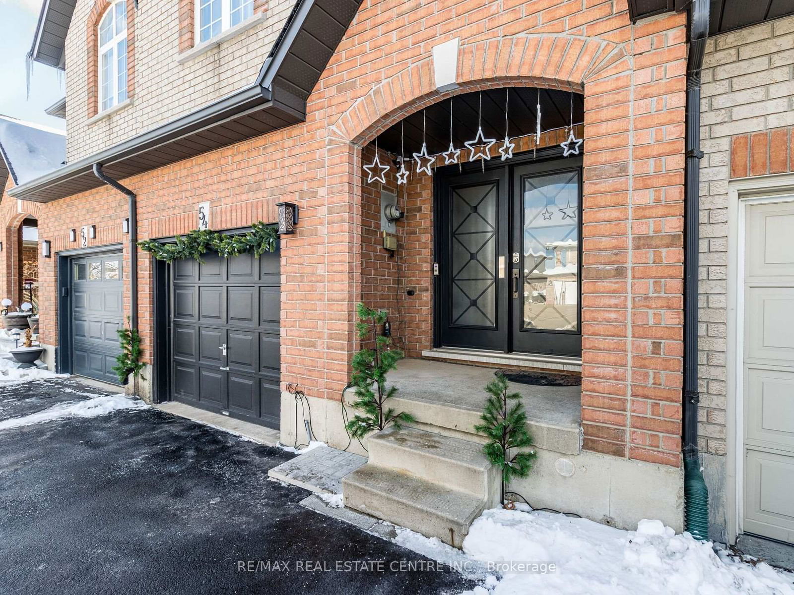 Townhouse for sale at 54 Hillcroft Drive, Hamilton, Stoney Creek, L8J 3W9 - MLS: X11976921