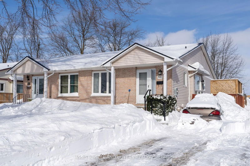 795 Laflin St, Cornwall - 717 - Cornwall image-0-0