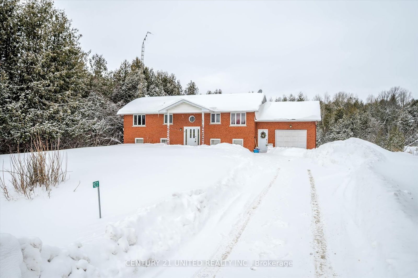 Detached House sold at 922 Yankee Line, Smith-Ennismore-Lakefield, Rural Smith-Ennismore-Lakefield, K0L 1T0 - MLS: X11977258