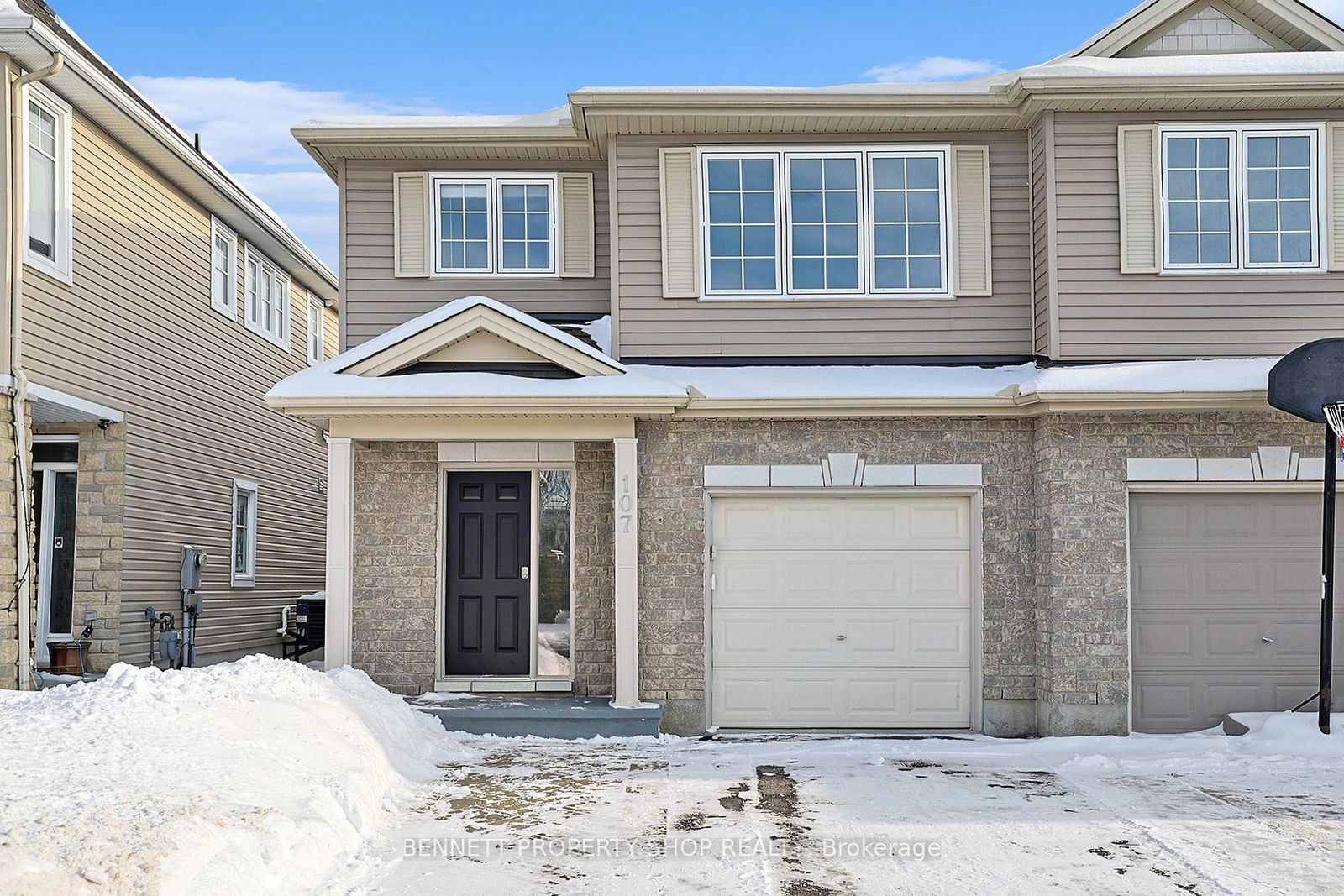 Semi-Detached House for sale at 107 Bandelier Way, Stittsville - Munster - Richmond, 8211 - Stittsville (North), K2S 0C3 - MLS: X11977469