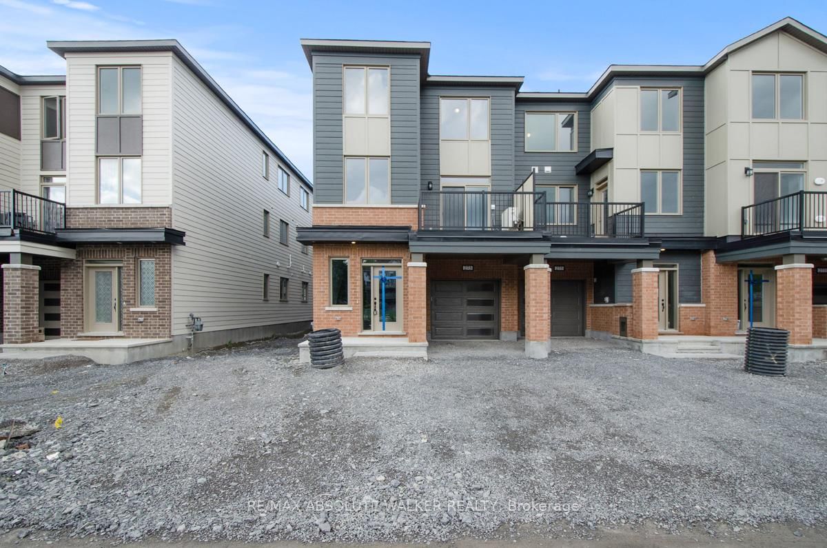 Townhouse leased at 273 Squadron Crescent, Manor Park - Cardinal Glen and Area, 3104 - CFB Rockcliffe and Area, K1K 5A4 - MLS: X11977946