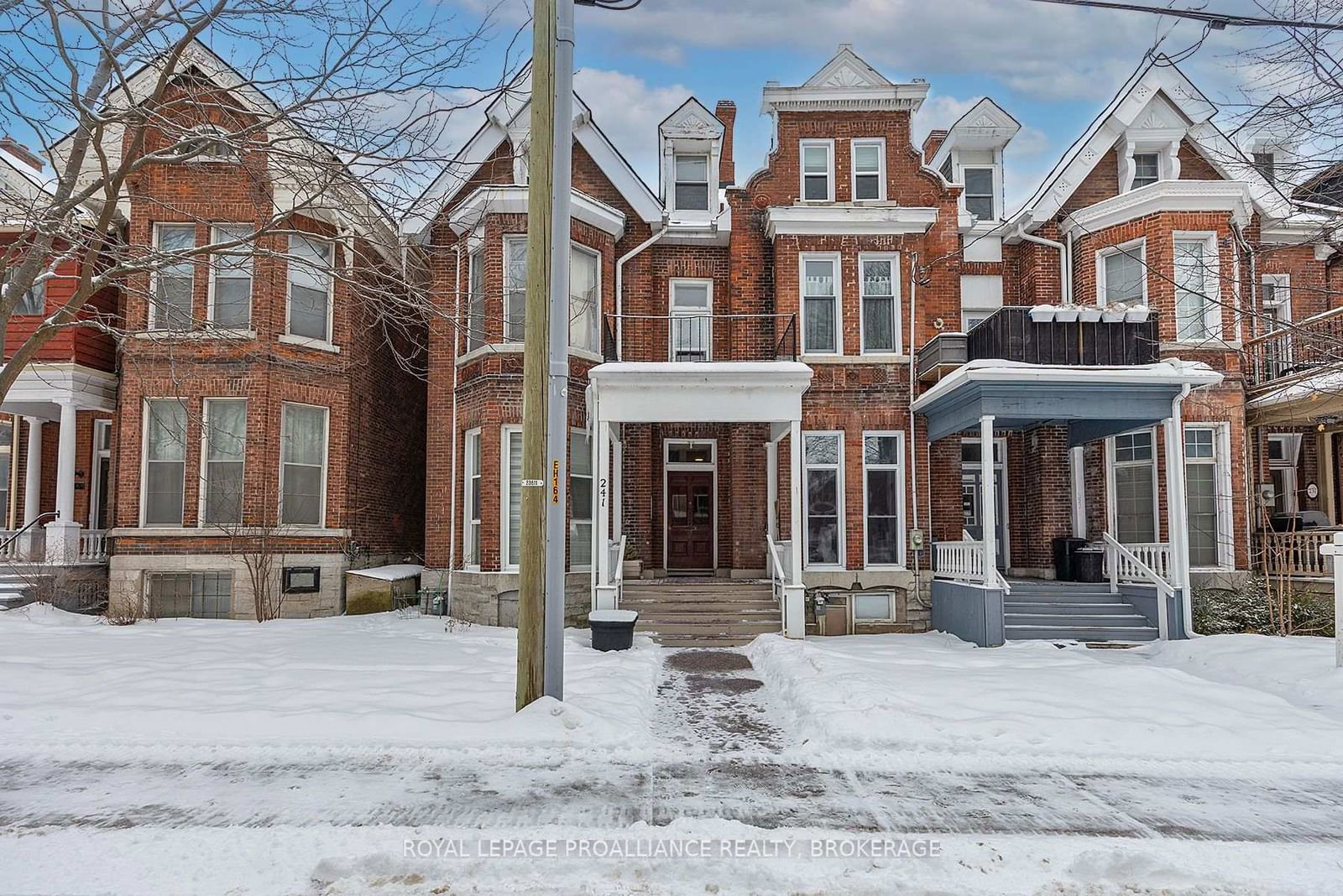 Townhouse for sale at 241 Johnson Street, Kingston, Central City East, K7L 1Y2 - MLS: X11978007