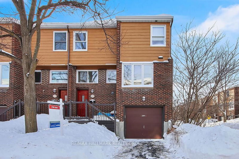 home for sale on 2097 Eric Crescent