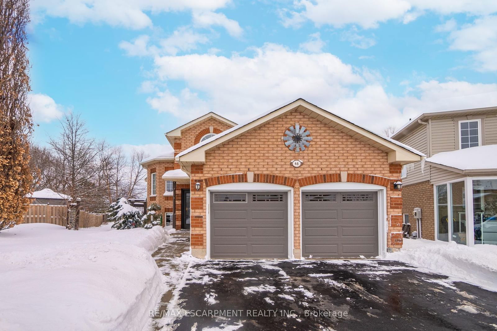 Detached House for sale at 46 Pentland Road, Hamilton, Waterdown, L8B 0P7 - MLS: X11978106