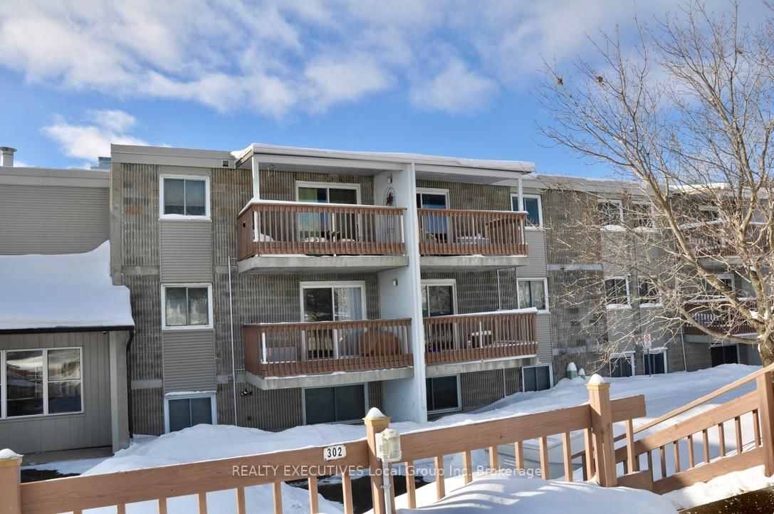 Condo sold at 310-213 Leonard Street, North Bay, College Heights, P1B 5K3 - MLS: X11978194