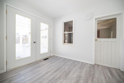 601 River Rd, Pembroke - Pembroke image-0-1