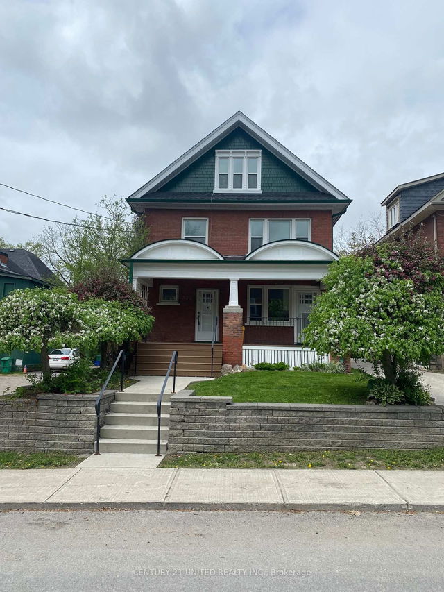 375 Downie Street