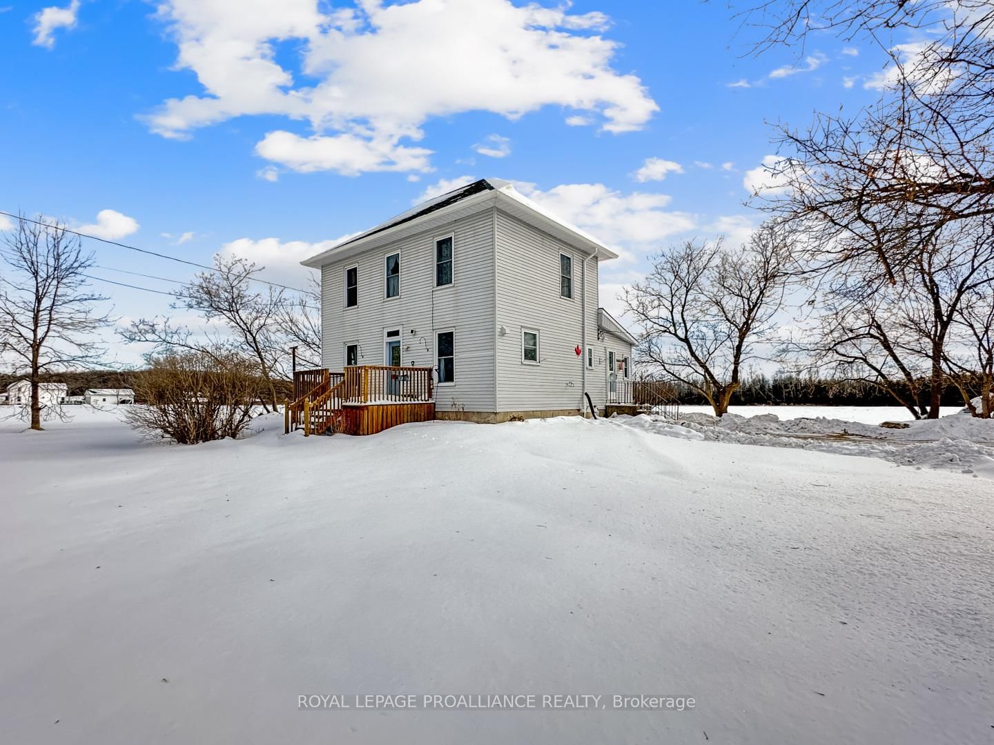 Detached House for sale at 1440 Airport Pkwy, Belleville, K8N 4Z6 - MLS: X11978555