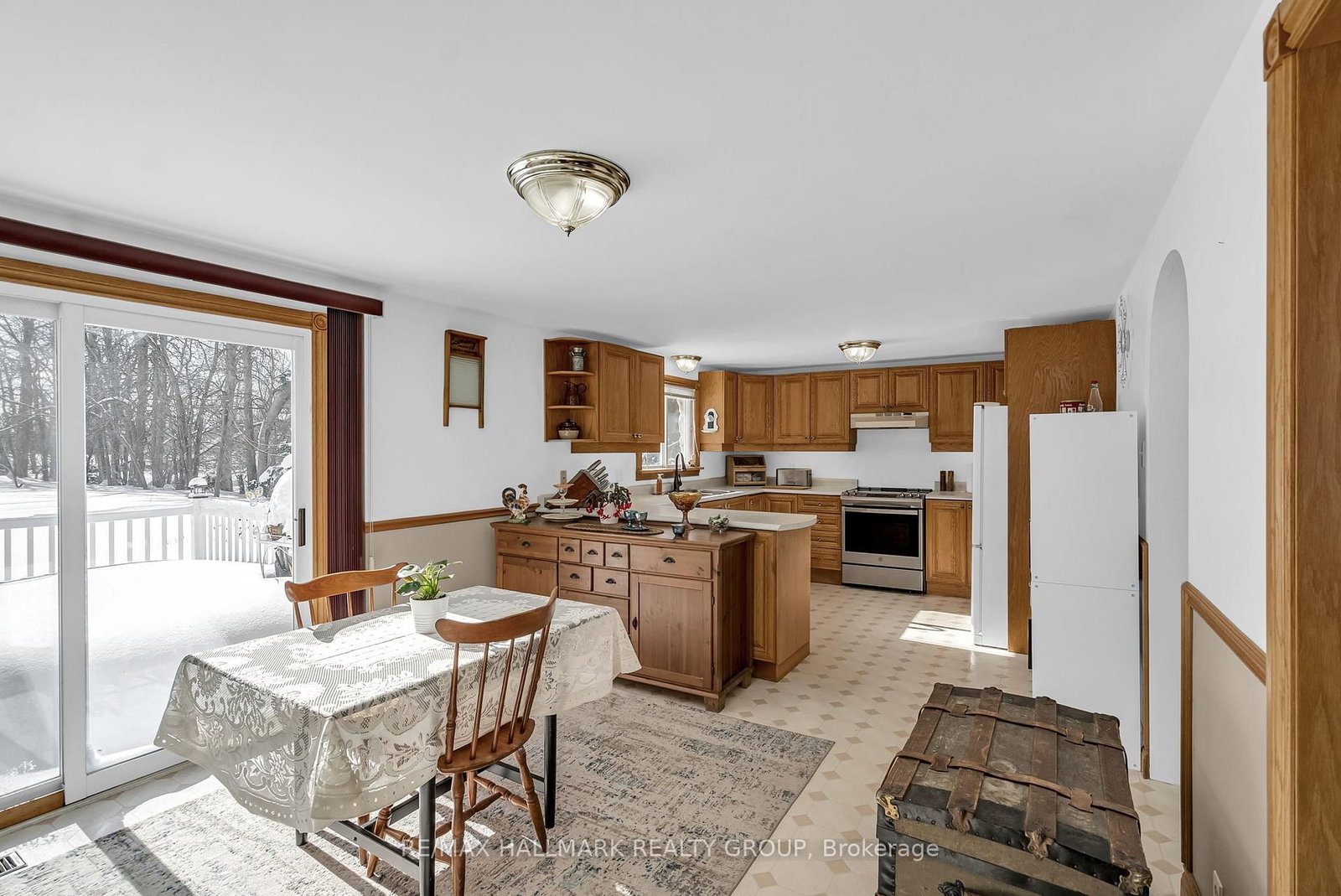 Listing Image 7