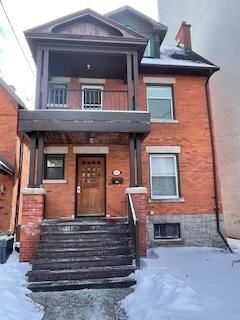 home for lease on 1-352 Frank Street