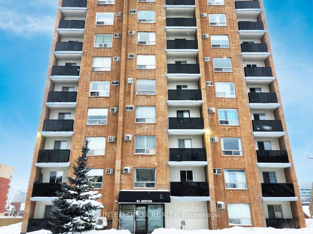 Condo for sale at 604-64 Benton Street, Kitchener, N2G 4L9 - MLS: X11978987