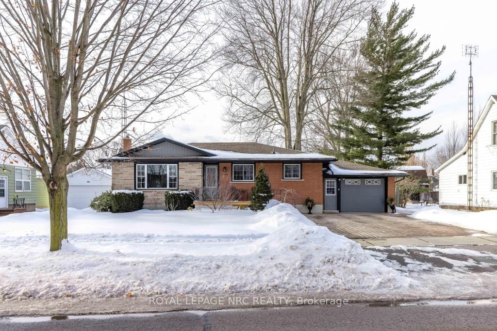 Detached House for sale at 763 Charlotte Street, Niagara-on-the-Lake, 101 - Town, L0S 1J0 - MLS: X11979049