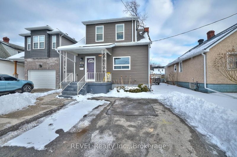 436 McAlpine Ave N, Welland, L3B 1T3 | Image 2