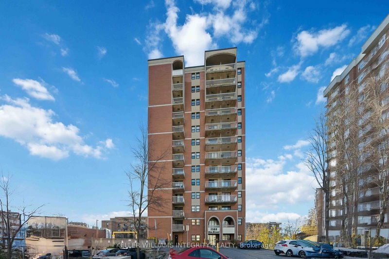 home for sale on 203-1180 Ohio Street