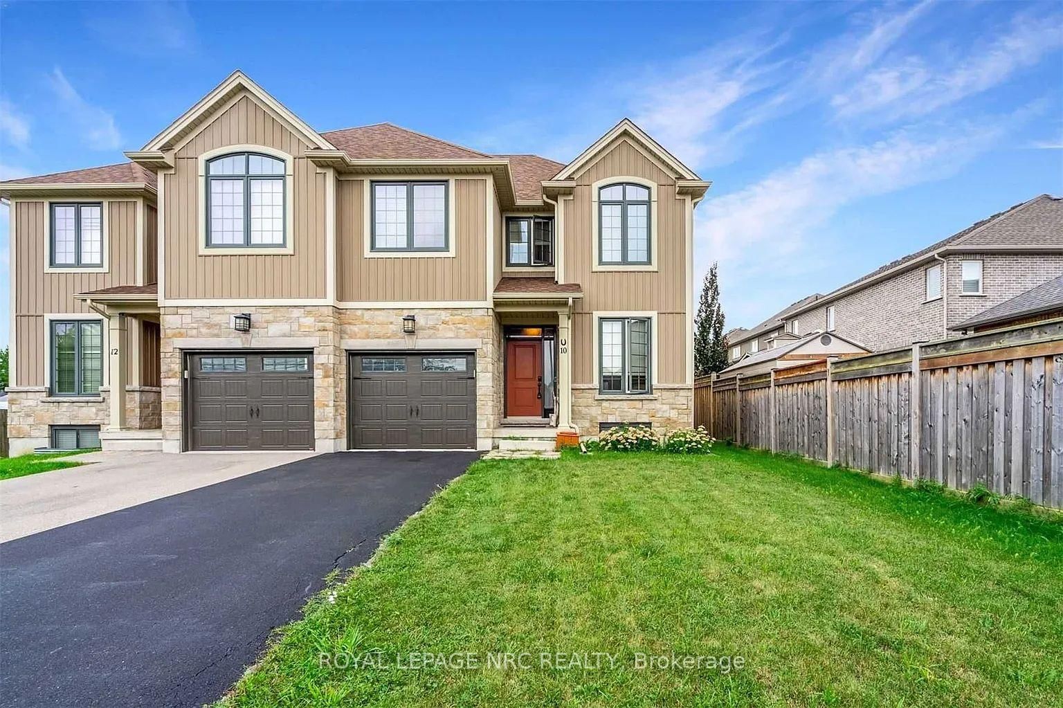 Semi-Detached House sold at 10 Richardson Court, St. Catharines, 453 - Grapeview, L2R 4R4 - MLS: X11979347