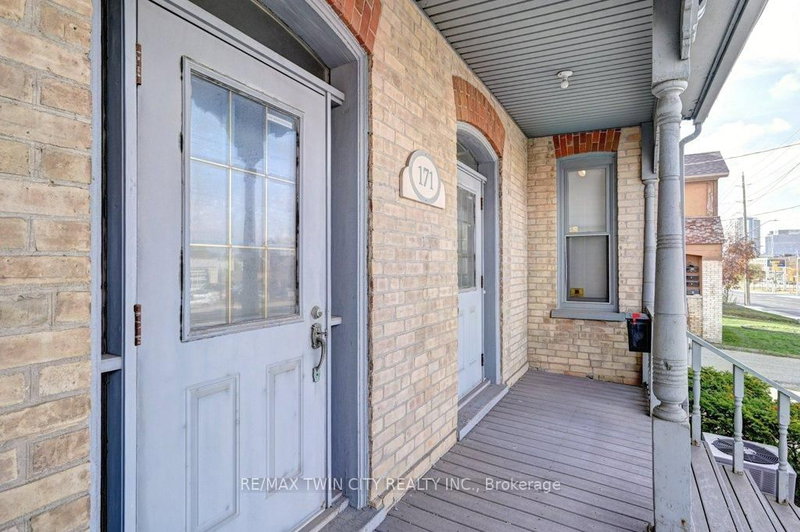 171 Victoria St N, Kitchener, N2H 5C5 | Image 2