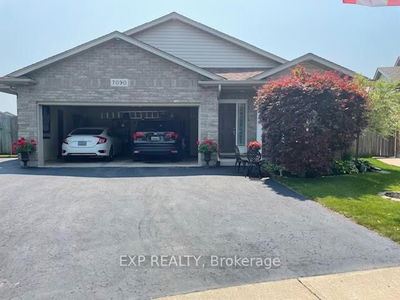 7090 Julie Dr, Niagara Falls - 219 - Forestview image-0-2