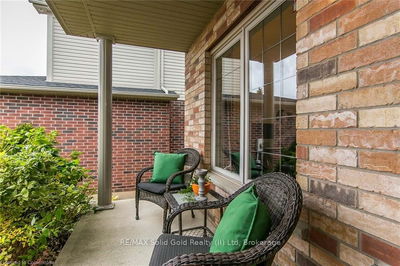 206 WestHollow Crt, Waterloo -  image-0-3