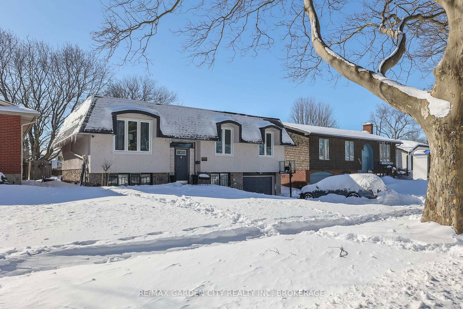 Detached House for sale at 6962 Dolphin Street, Niagara Falls, Morrison, L2E 6Y2 - MLS: X11979907