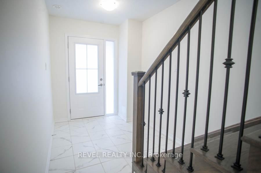 Townhouse for lease at 229 Gillespie Drive, Brantford, N3T 5L5 - MLS: X11980101