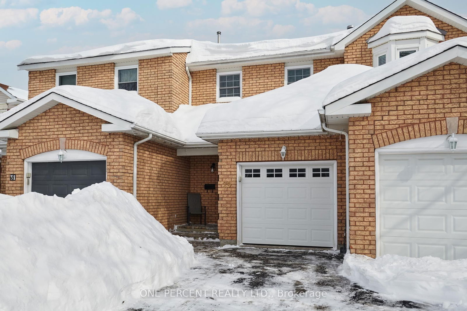 Townhouse sold at 29 Mountshannon Drive, Ottawa, Barrhaven - Longfields, K2J 4B8 - MLS: X11980146