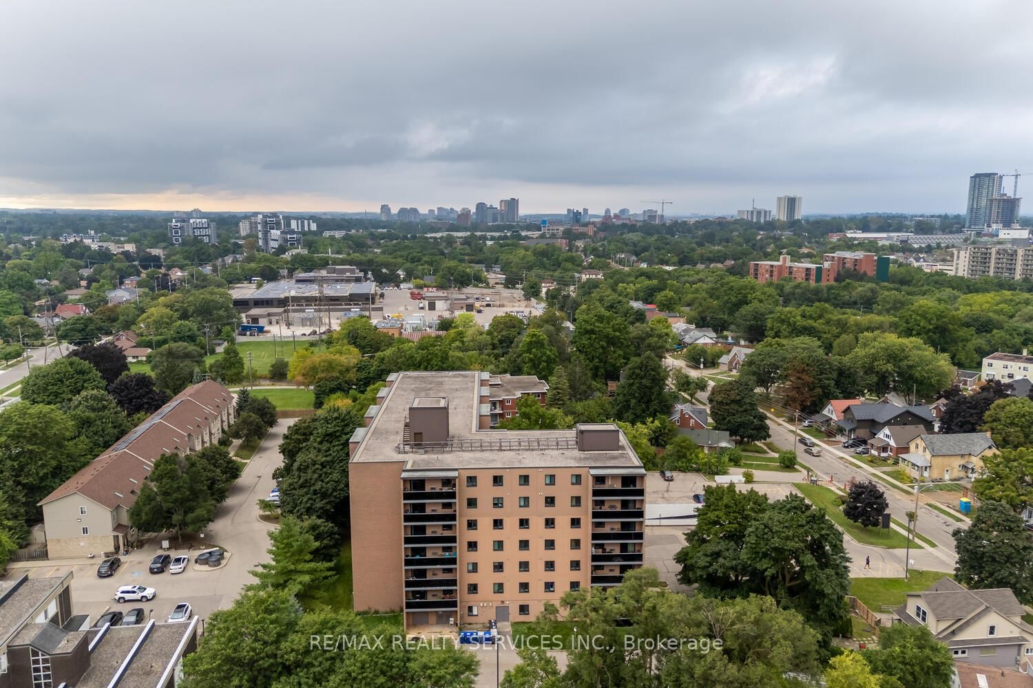 Condo for sale at 302-29 West Avenue, Kitchener, N2M 5E4 - MLS: X11980170