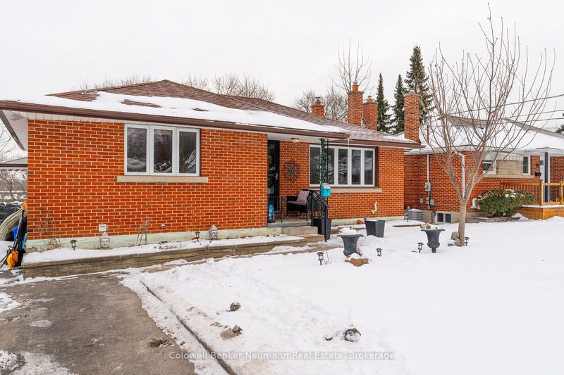 21 Louisa Dr, Guelph - Central East image-0-0