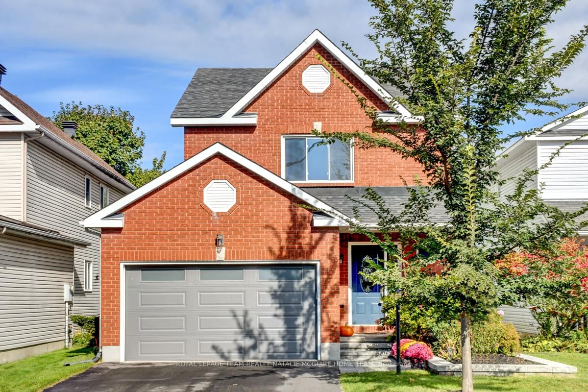 Detached House for sale at 25 SARRAZIN Way, Barrhaven, 7703 - Barrhaven - Cedargrove/Fraserdale, K2J 4A5 - MLS: X11980494