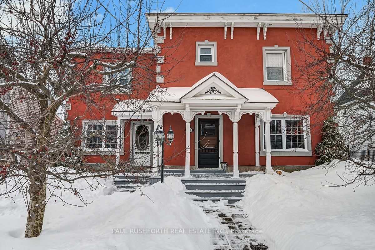 Building at 514-516 St Lawrence Street, North Dundas, Winchester