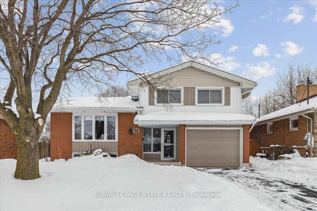 Detached House for sale at 34 Grande Avenue, Hamilton, Stoney Creek, L8G 2E1 - MLS: X11980537