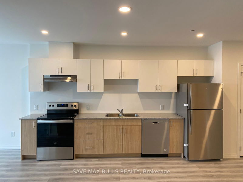 home for lease on 717-191 Elmira Road