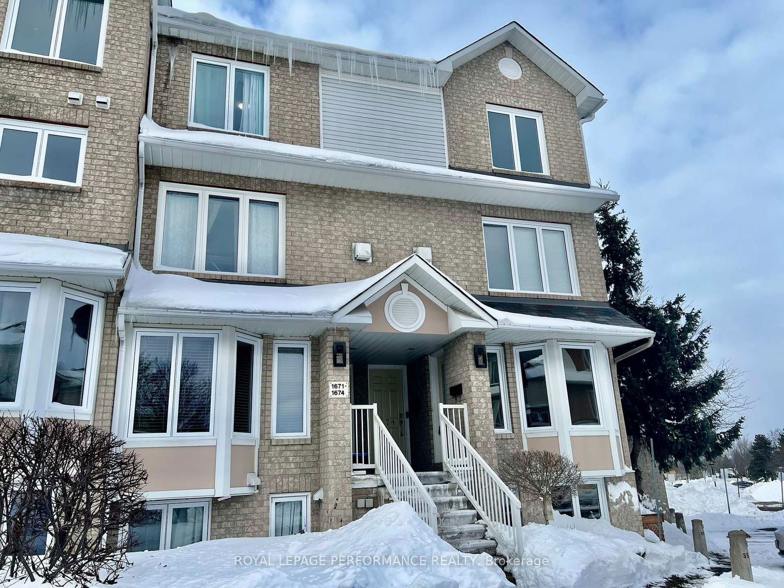 Townhouse for sale at 1673 LOCKSLEY Lane, Beacon Hill North - South and Area, 2105 - Beaconwood, K1J 1B6 - MLS: X11980874