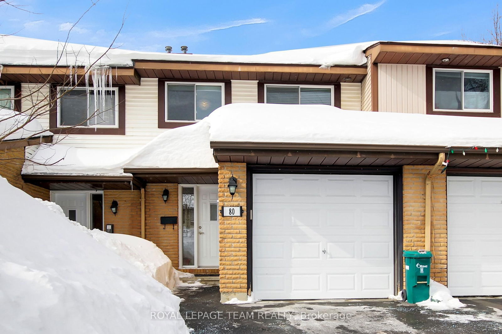 Townhouse sold at 80 Stokes Crescent, Kanata, 9003 - Kanata - Glencairn/Hazeldean, K2L 2Z4 - MLS: X11980893