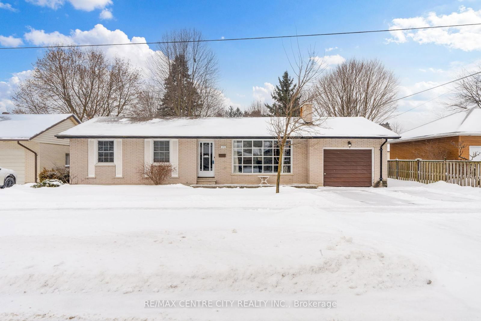 Detached House for sale at 175 Ontario Street, Strathroy-Caradoc, SW, N7G 1B8 - MLS: X11980903