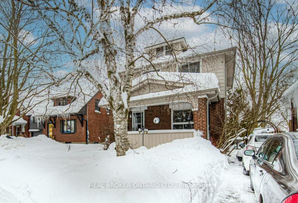 Detached House sold at 60 Blucher Street, Kitchener, N2H 5T8 - MLS: X11981206