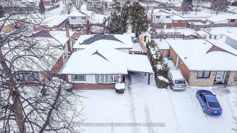 home for sale on 122 Hazelglen Drive