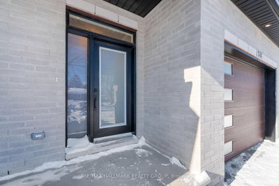 13B King Street N — photo 3