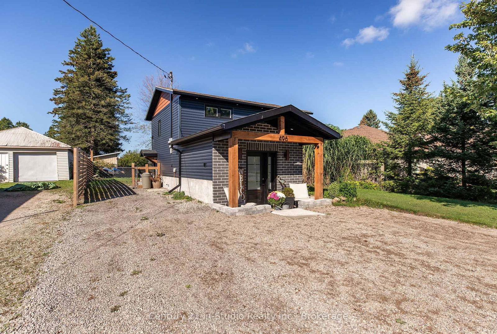Detached House sold at 496 Dawson Street, South Bruce Peninsula, South Bruce Peninsula, N0H 2T0 - MLS: X11981491