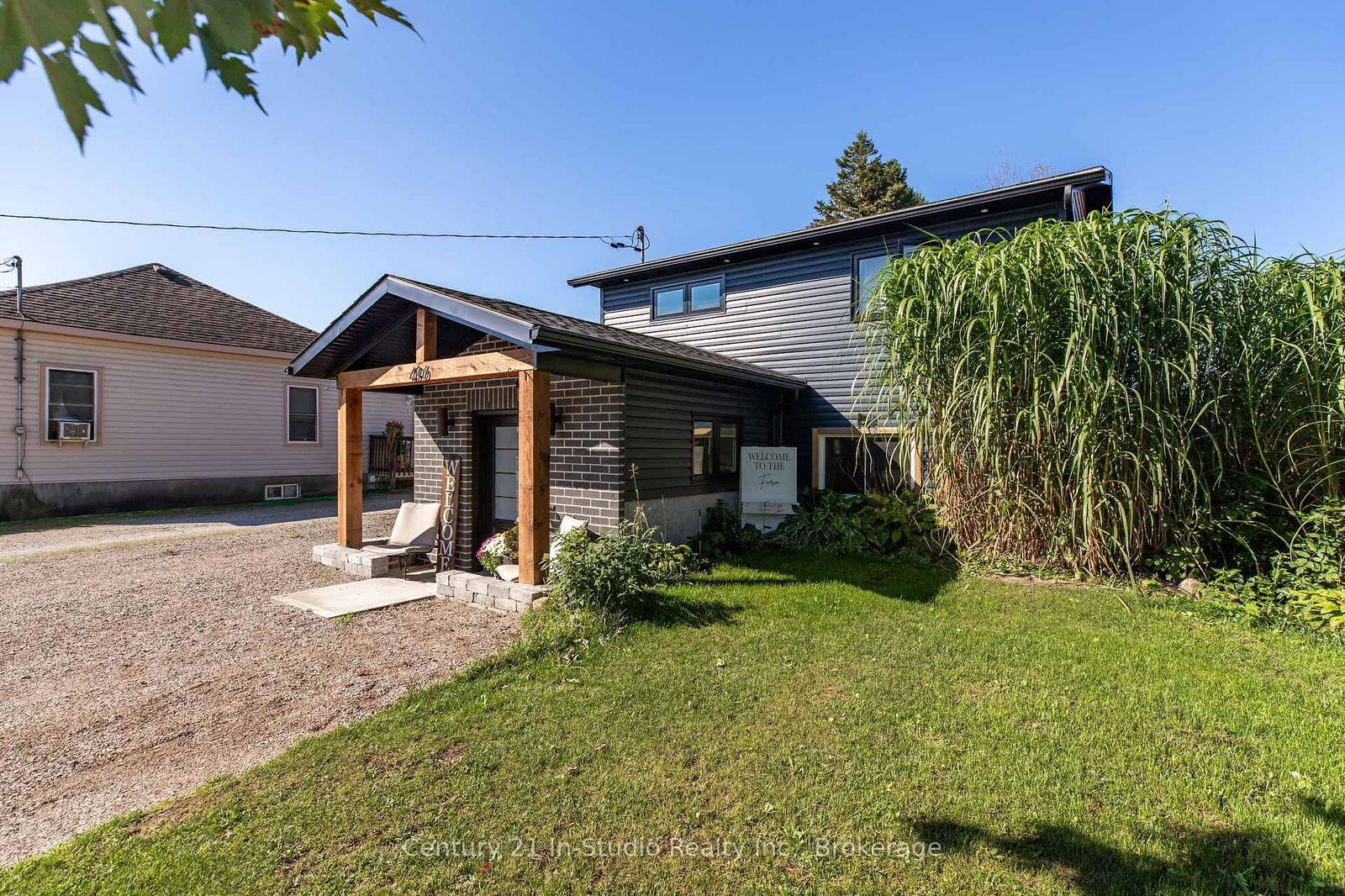Detached House sold at 496 Dawson Street, South Bruce Peninsula, South Bruce Peninsula, N0H 2T0 - MLS: X11981491