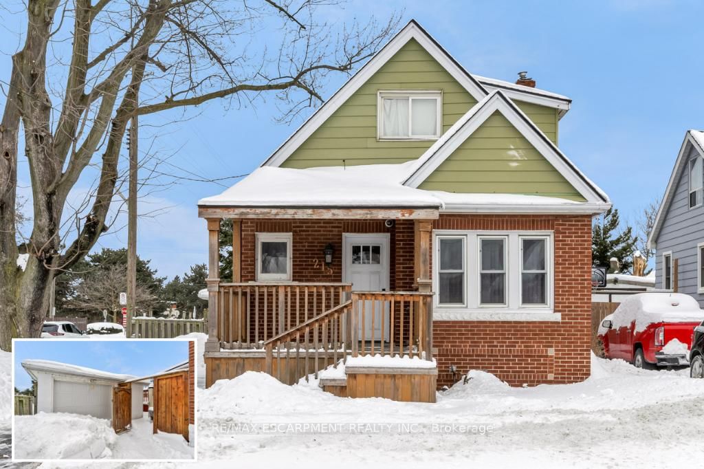 Detached House for sale at 215 Walter Avenue, Hamilton, Glenview, L8K 3L3 - MLS: X11981733