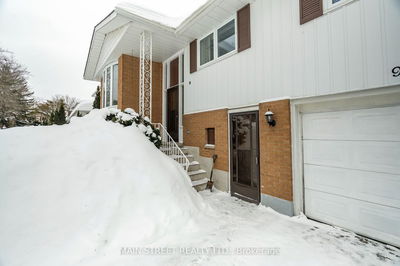 92 Queenston Cres, Kitchener -  image-0-2