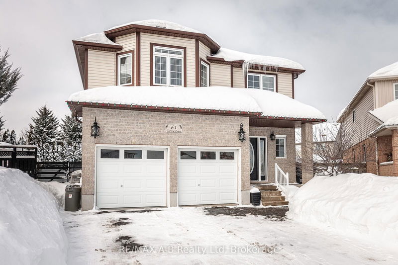 61 Yarrow Crt, Kitchener -  image-0-0