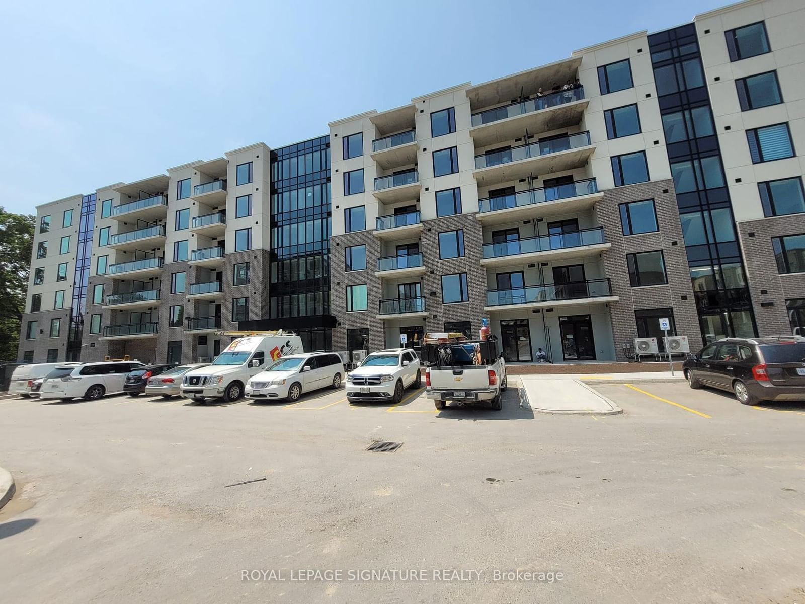 Condo for lease at 405-103 Roger Street, Waterloo, N2J 0G2 - MLS: X11982043