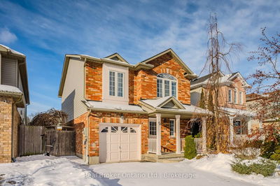 44 Bailey Dr, Cambridge -  image-0-1