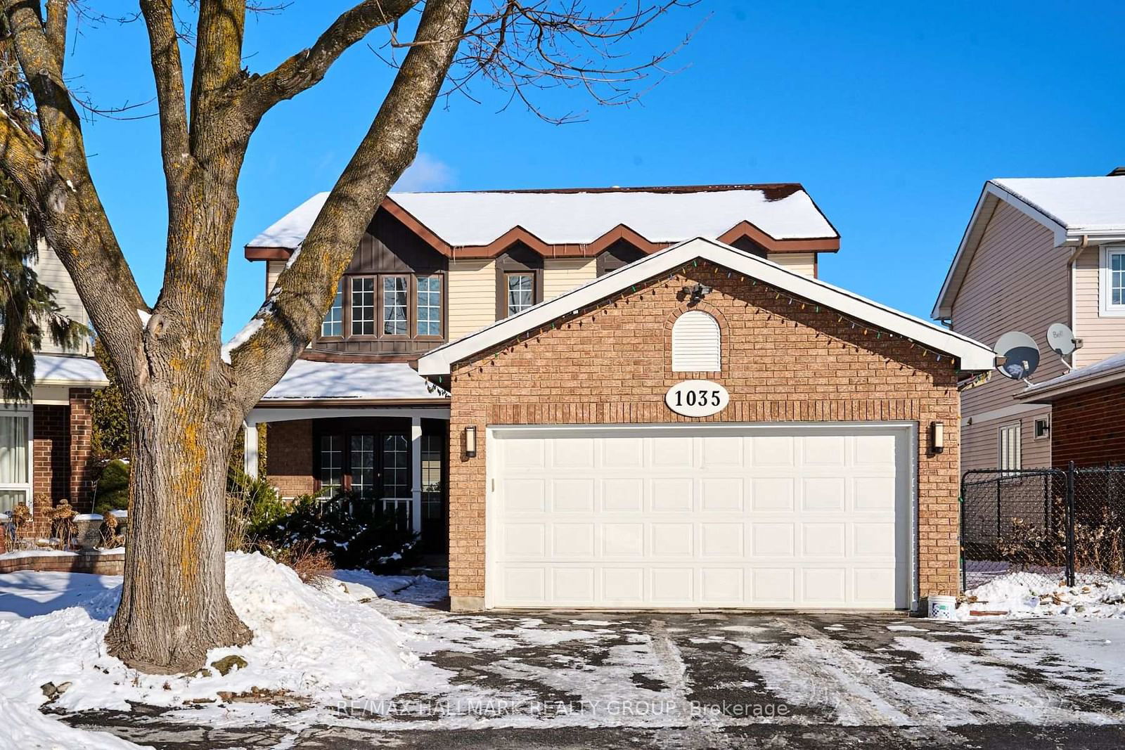 Detached House sold at 1035 Karsh Drive, Ottawa, Hunt Club Park, K1G 4N2 - MLS: X11982174