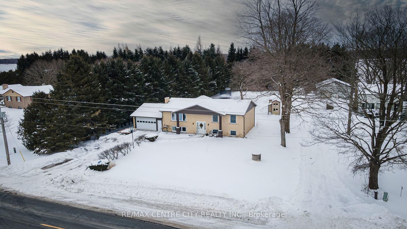 Building at 51303 Calton Line, Malahide, Mount Salem