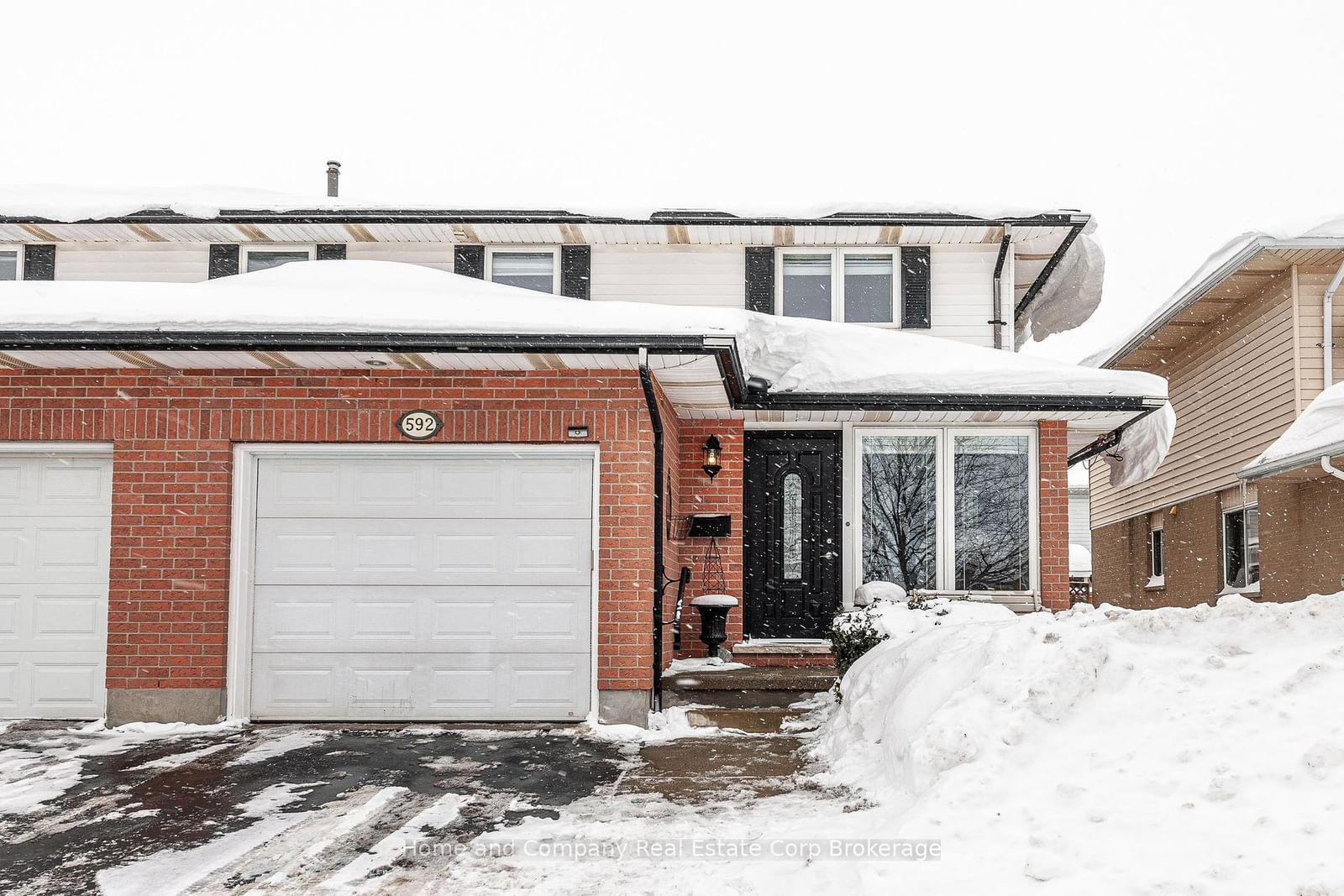 Semi-Detached House for sale at 592 Hibernia Street, Stratford, Stratford, N5A 7S9 - MLS: X11982375