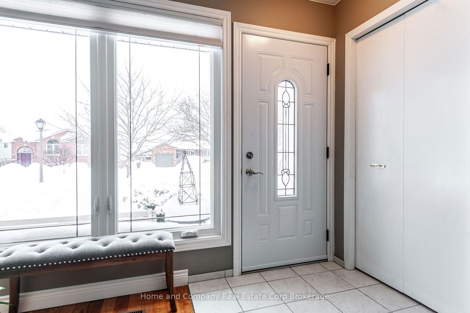 Semi-Detached House for sale at 592 Hibernia Street, Stratford, Stratford, N5A 7S9 - MLS: X11982375