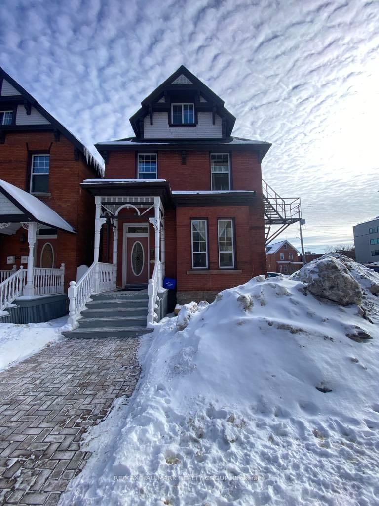 Semi-Detached House for sale at 360 Gilmour Street, Ottawa Centre, 4103 - Ottawa Centre, K2P 0R3 - MLS: X11982425