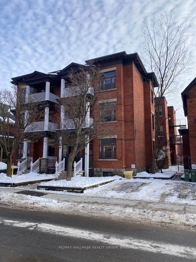 350-352 Gilmour Street